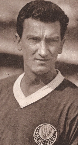 Dudu foi um dos maiores nomes da história do Palmeiras em todos os tempos, formando uma parceria perfeita com Ademir da Guia. Reprodução da: Revista Grandes Clubes Brasileiros - Palmeiras